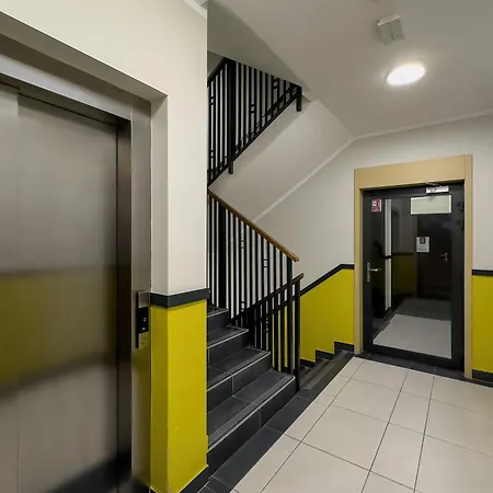 Lejlighed Charming With Balcony In Wroclaw's Nadodrze By Renters