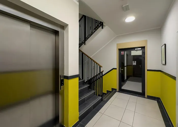 Apartamento Charming With Balcony In Wroclaw's Nadodrze By Renters