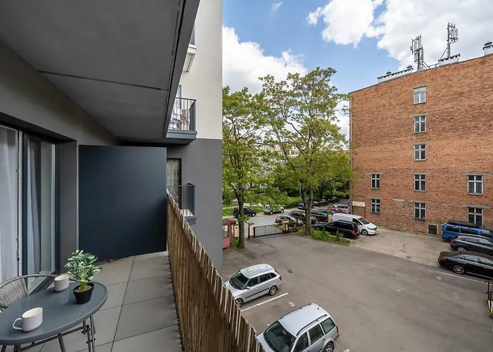 Charming With Balcony In Wroclaw's Nadodrze By Renters Apartamento Wrocław